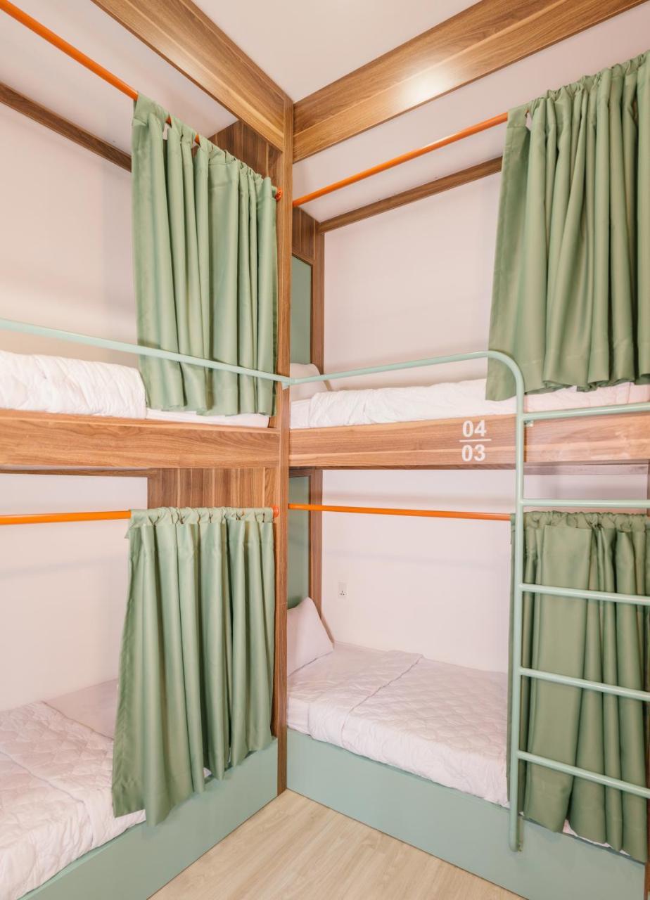 Decem Bed Hostel Ho Chi Minh City Exterior photo