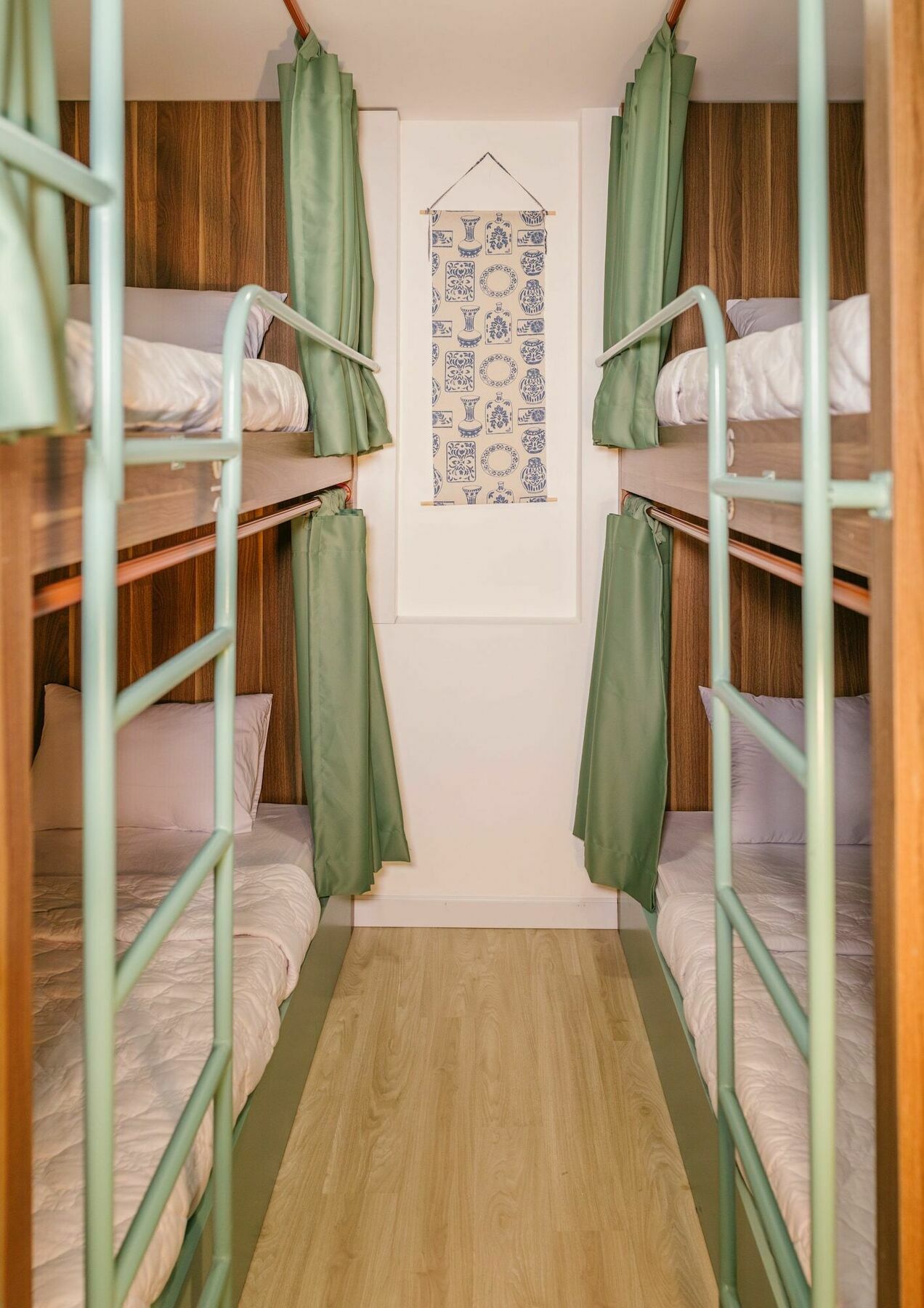 Decem Bed Hostel Ho Chi Minh City Exterior photo